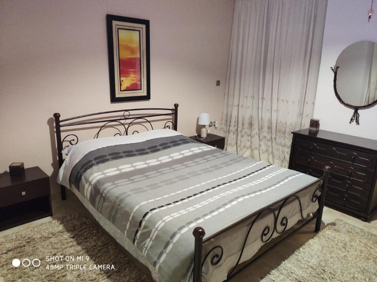 Airport'S Close, Cozy Flat For 6 Persons Apartment Markopoulo Mesogaias Bagian luar foto