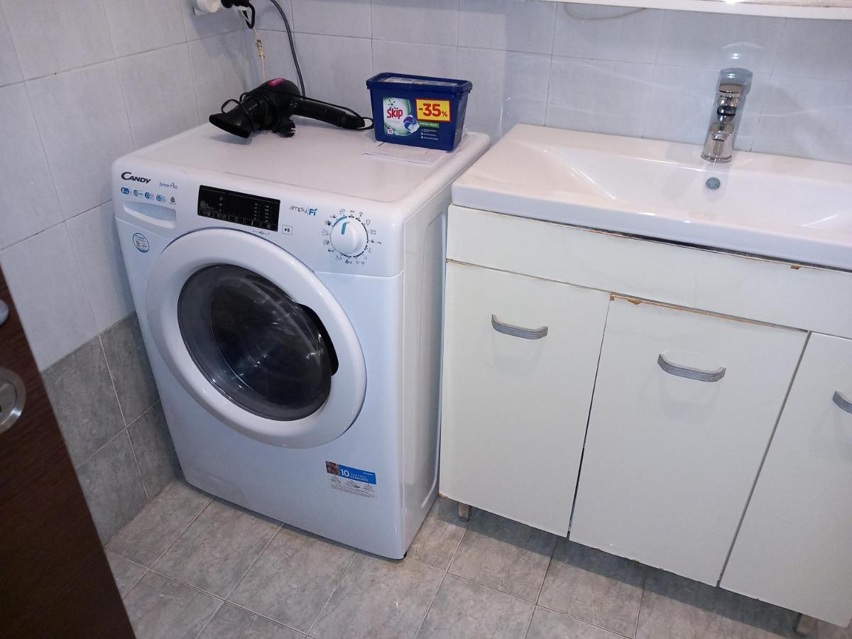 Airport'S Close, Cozy Flat For 6 Persons Apartment Markopoulo Mesogaias Bagian luar foto